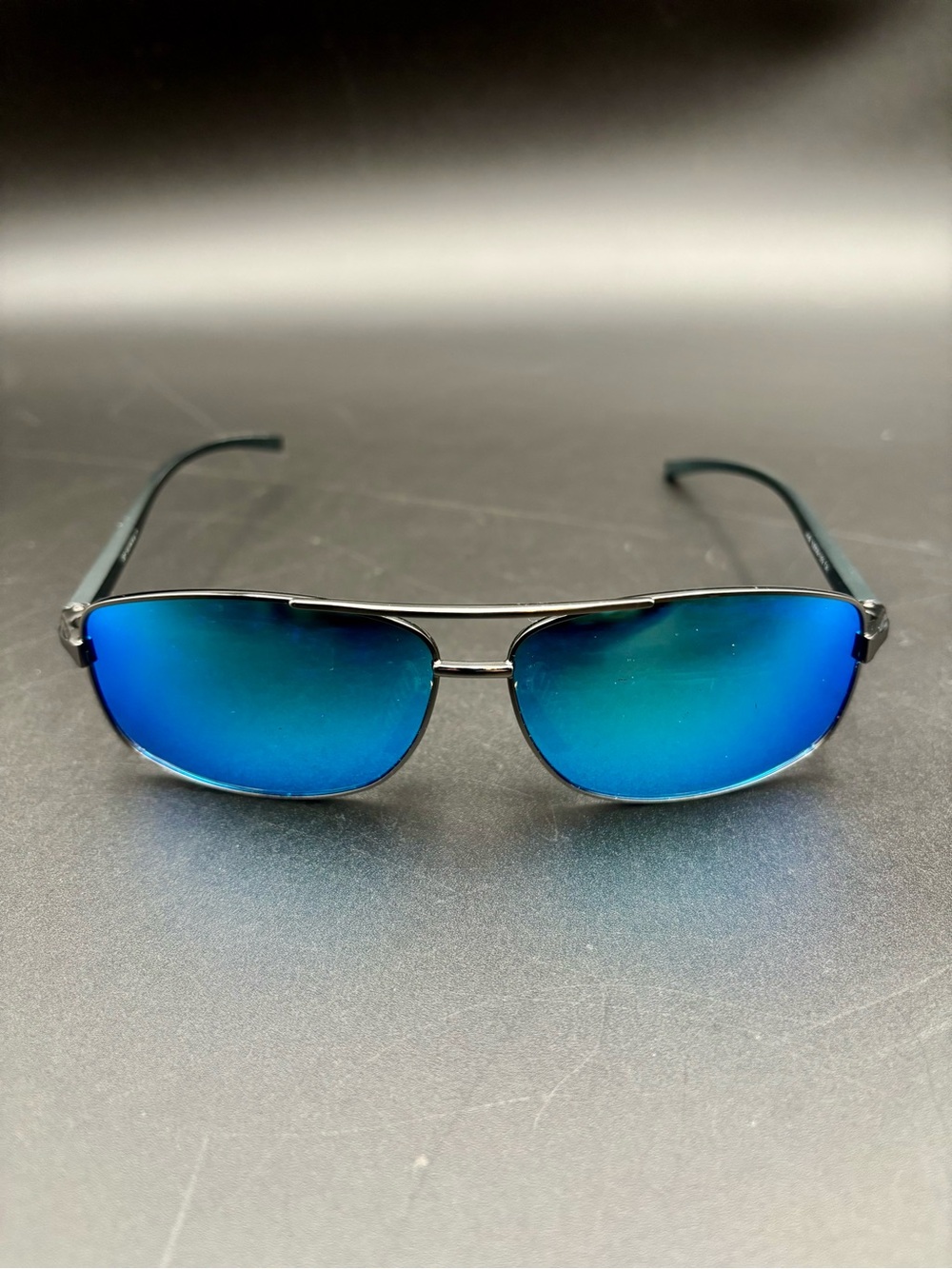 SUNGAIT Ultra Lightweight Rectangular Polarized Sunglasses (Model 2458)